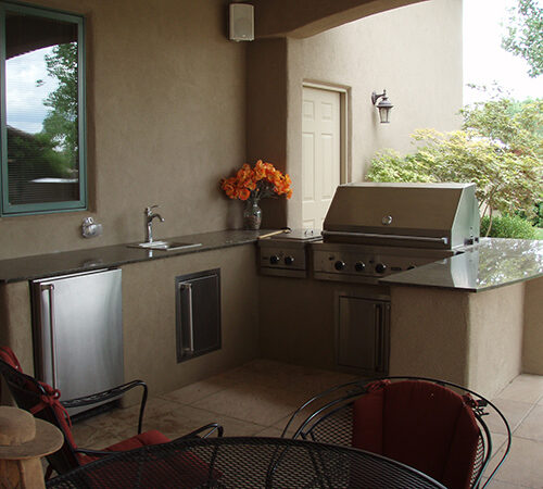 custom-outdoor-kitchen-designer